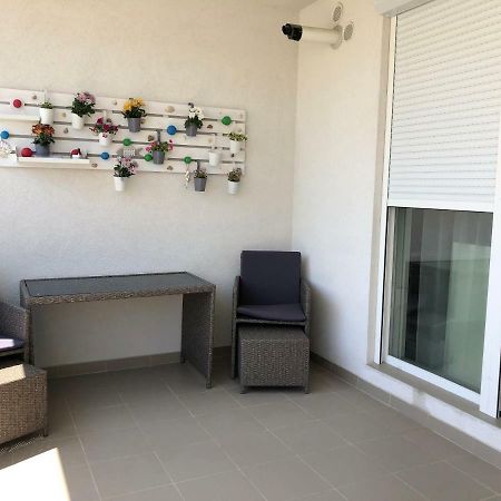 Miramar Studio Apartment Navodari Exterior photo